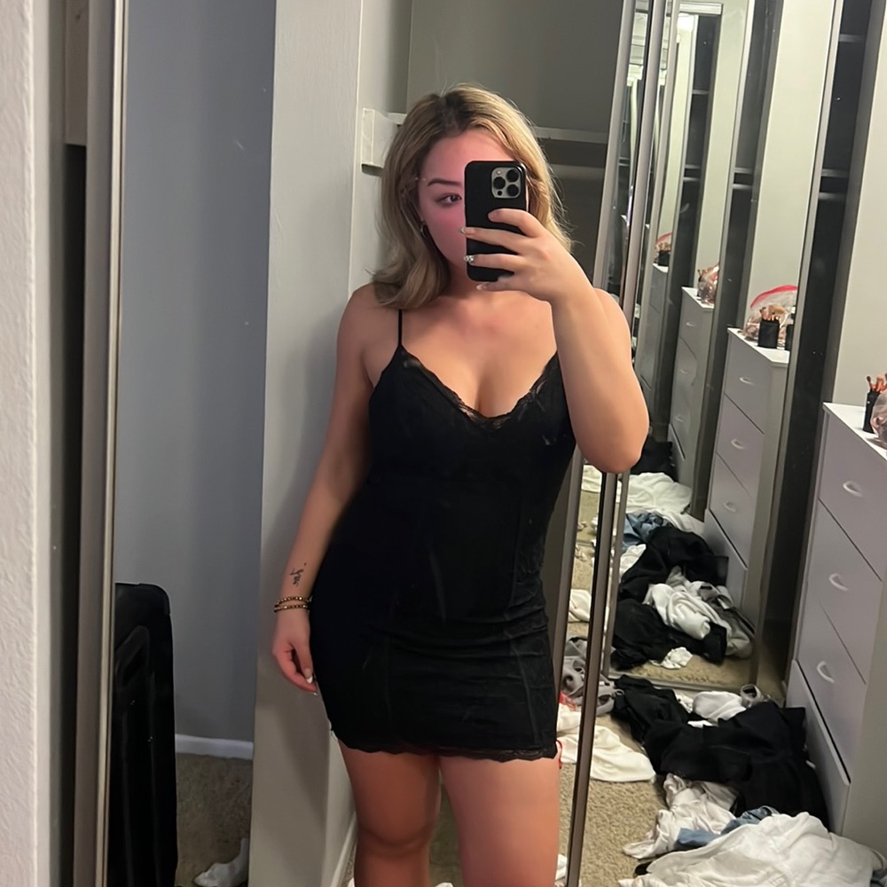 Black lace dress